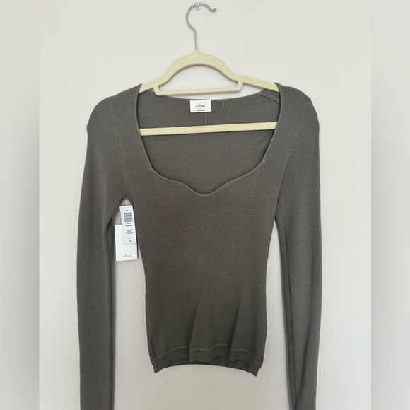 Aritzia Tuscany Sweater - Picture 1 of 3